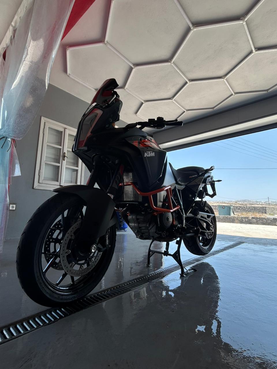 Ξεθάμπωμα φαναριών Σαντορίνη - Σφράγισμα με sealer